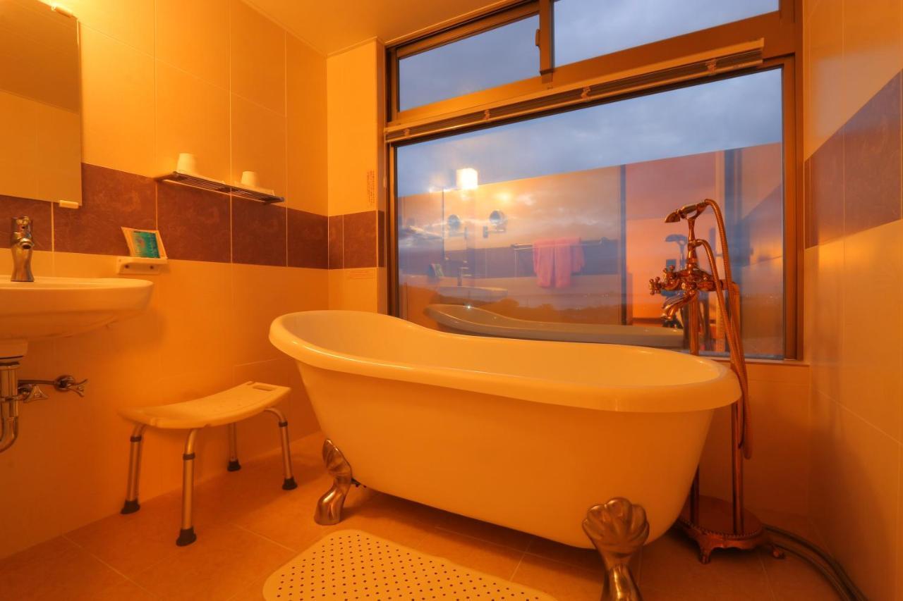 Villa Motobu Hills Eksteriør bilde