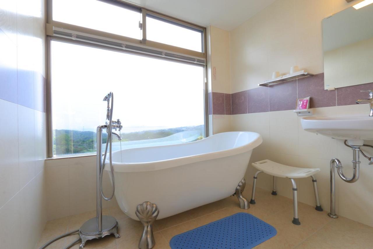 Villa Motobu Hills Eksteriør bilde