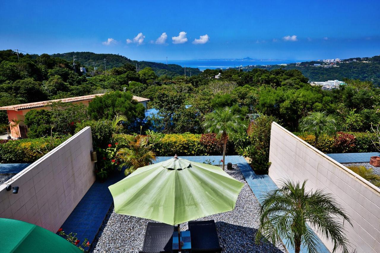 Villa Motobu Hills Eksteriør bilde